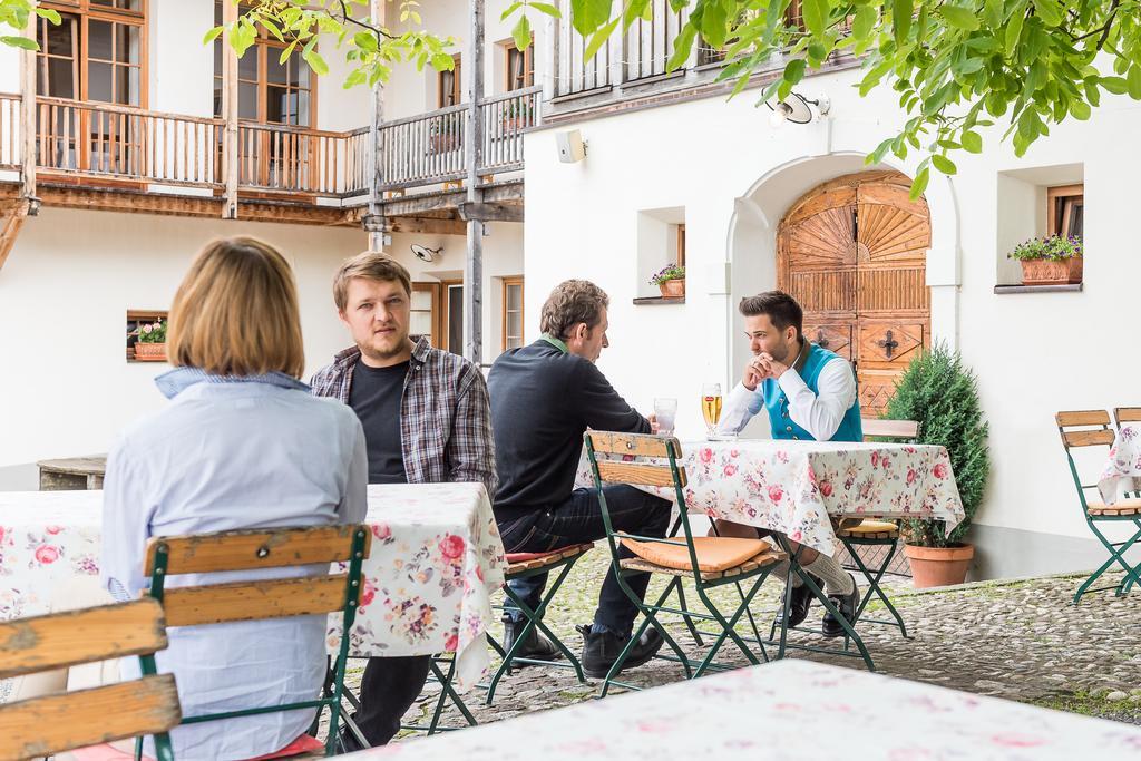 Hotel Alte Post Feistritz an der Gail Exterior foto