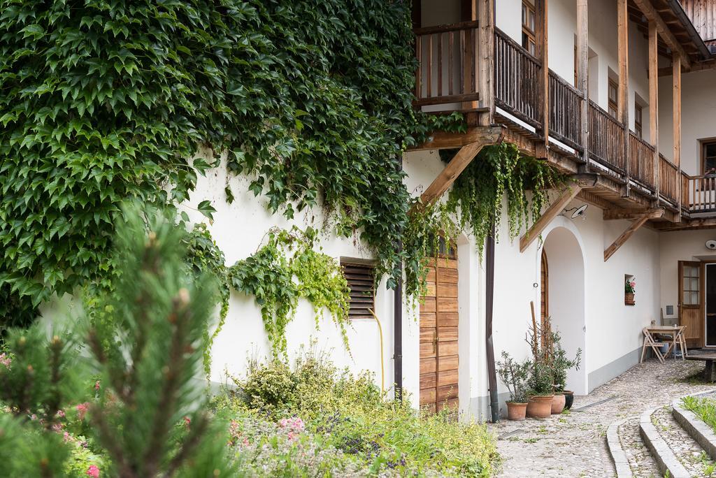 Hotel Alte Post Feistritz an der Gail Exterior foto